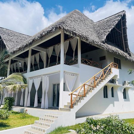 Nyota 11 - Jua Resort Ватаму Екстер'єр фото