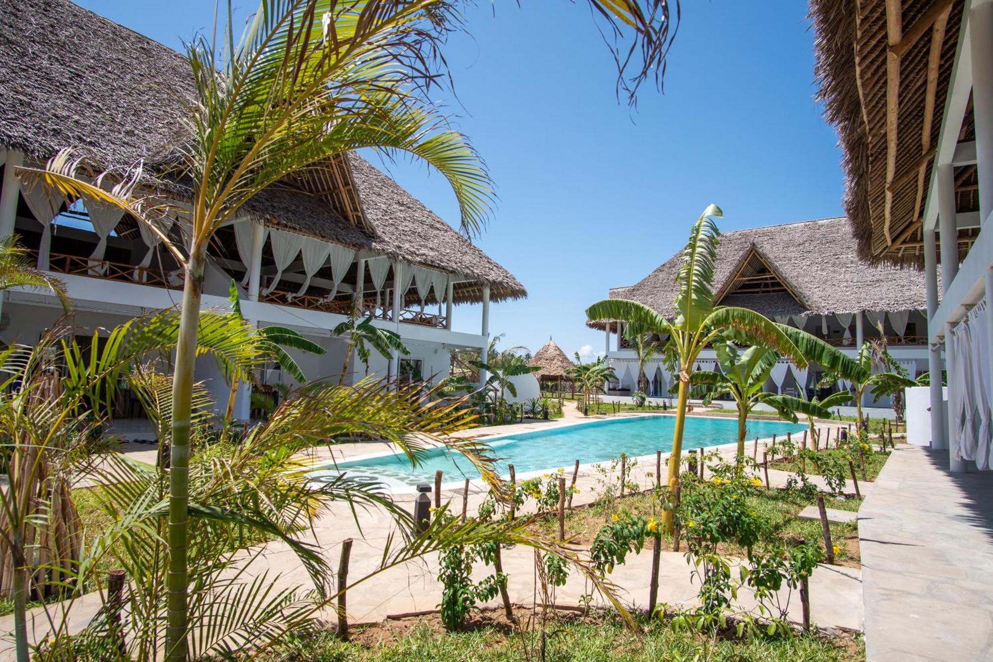 Nyota 11 - Jua Resort Ватаму Екстер'єр фото