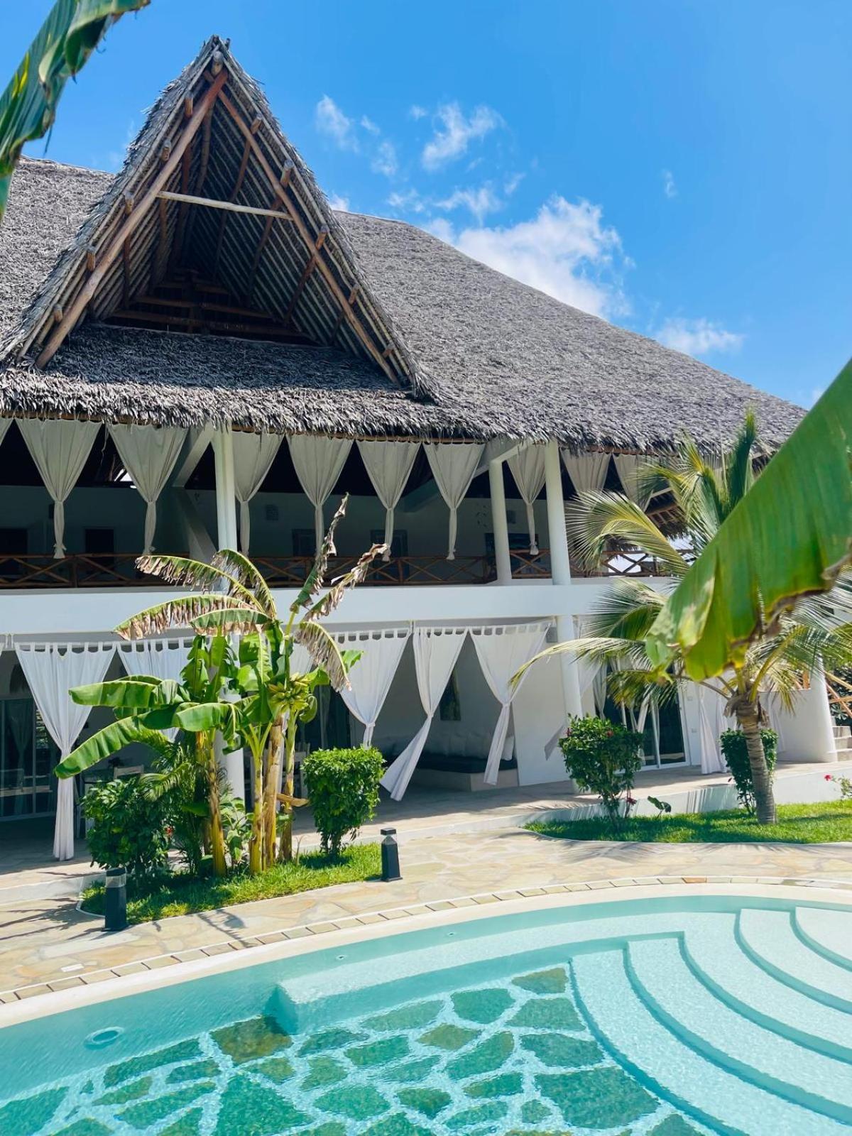 Nyota 11 - Jua Resort Ватаму Екстер'єр фото